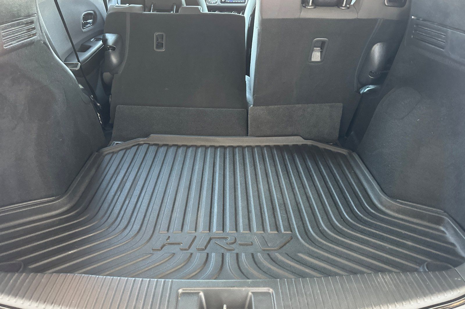 Used 2021 Honda HR-V Sport image 16