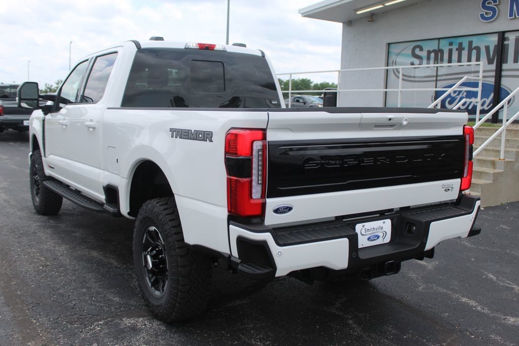 New 2026 Ford F350 Platinum w/ Tremor Off-Road Package AWD/4WD image 8