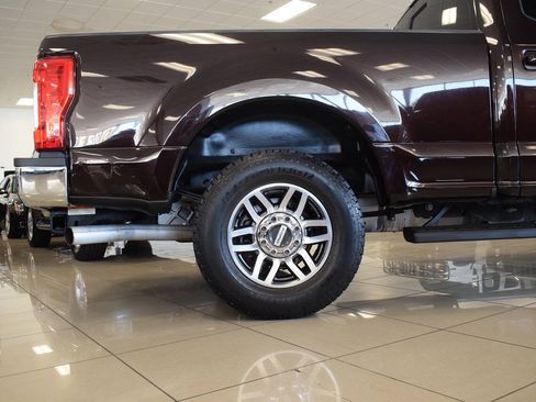 Used 2018 Ford F250 Lariat w/ Lariat Ultimate Package RWD image 22