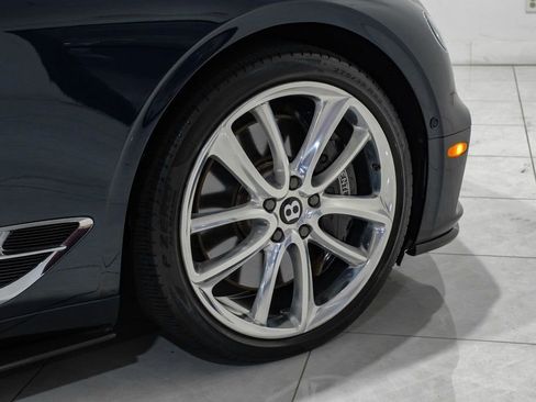 Used 2021 Bentley Continental GT AWD/4WD image 51