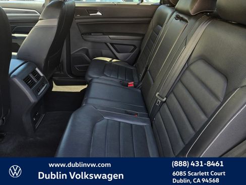 Used 2020 Volkswagen Atlas Cross Sport SEL Premium AWD/4WD image 11
