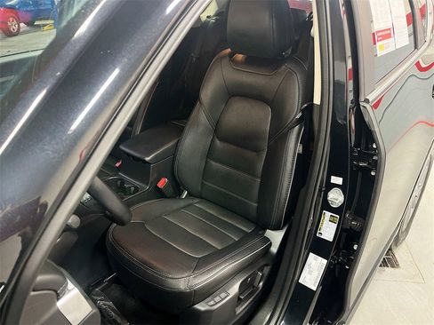 Used 2025 MAZDA CX-5 AWD 2.5 S w/ Preferred Package image 19