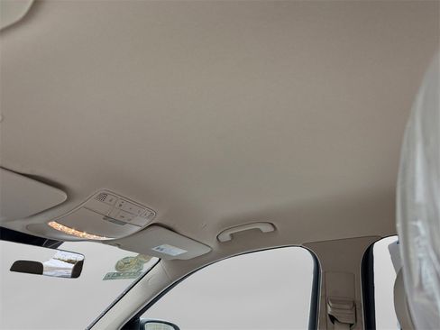 Used 2022 Mercedes-Benz GLC 300 4MATIC image 23