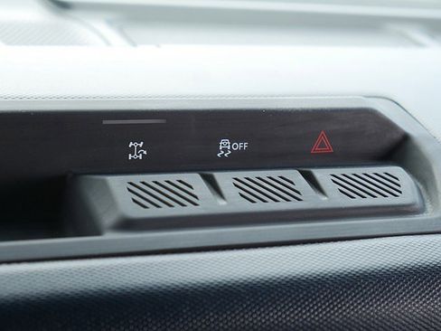 Used 2022 Ford Bronco Outer Banks image 32