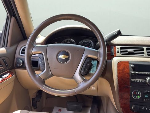 Used 2013 Chevrolet Avalanche LT w/ All-Star Edition RWD image 12