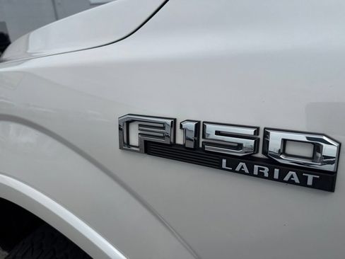 Used 2018 Ford F150 Lariat w/ Equipment Group 502A Luxury AWD/4WD image 9