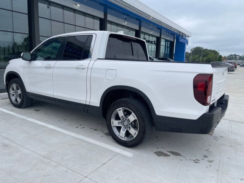 Used 2025 Honda Ridgeline RTL image 6