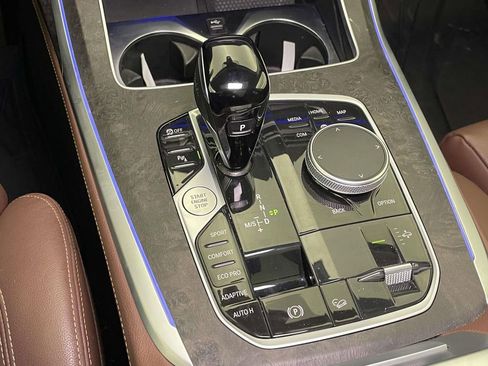 Used 2022 BMW X7 xDrive40i w/ Cold Weather Package AWD/4WD image 30