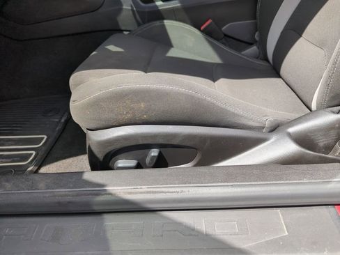 Used 2021 Chevrolet Camaro LT RWD image 13