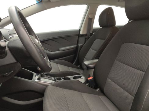 Used 2017 Kia Forte LX FWD image 17