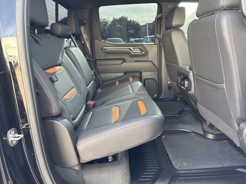 Used 2024 GMC Sierra 1500 AT4 w/ Technology Package image 28