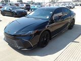 Used 2025 Toyota Camry SE image 3