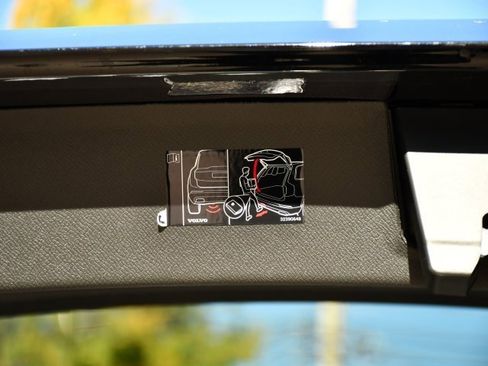 New 2026 Volvo XC90 B6 Plus w/ Protection Package Premier image 28