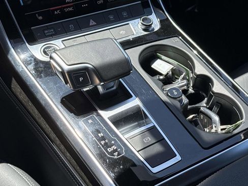 Used 2025 Audi Q7 3.0T Premium Plus AWD/4WD image 36