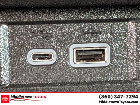 Used 2023 Chevrolet Colorado LT w/ Advanced Trailering Package AWD/4WD image 25
