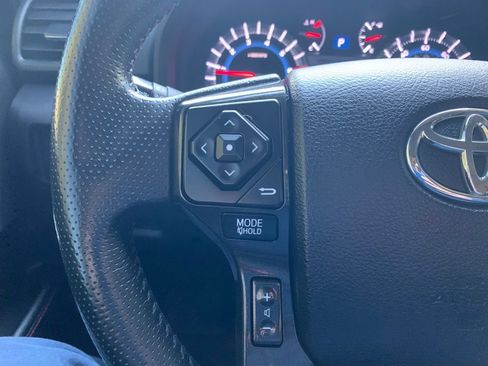 Used 2016 Toyota 4Runner Trail AWD/4WD image 18