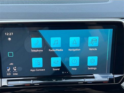 New 2024 Volkswagen Atlas Cross Sport SE image 14
