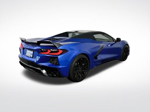 Used 2023 Chevrolet Corvette Stingray Premium Conv w/ Z51 Performance Package RWD image 8