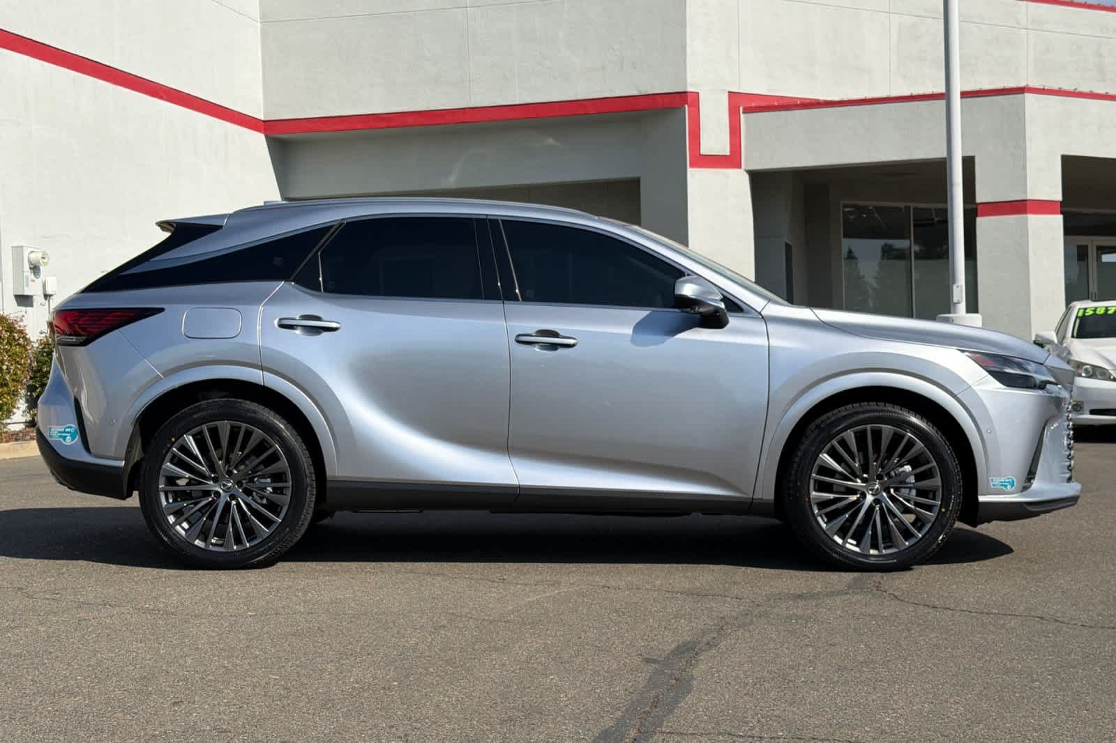 Certified 2024 Lexus RX 450h AWD w/ Convenience Package image 6