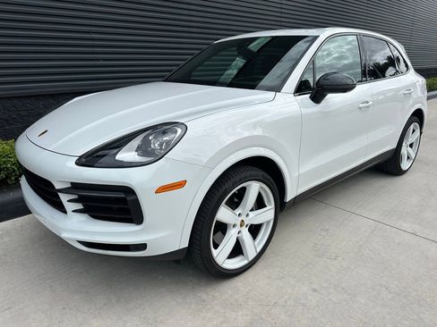 Certified 2023 Porsche Cayenne image 7
