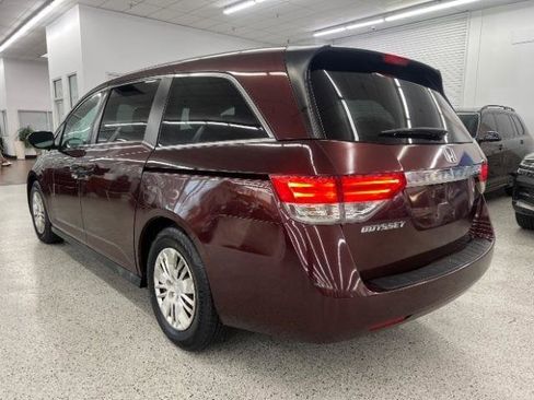 Used 2014 Honda Odyssey LX image 4