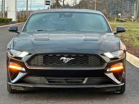 Used 2021 Ford Mustang Premium image 8