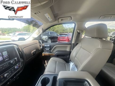 Used 2017 Chevrolet Silverado 1500 LTZ AWD/4WD image 11