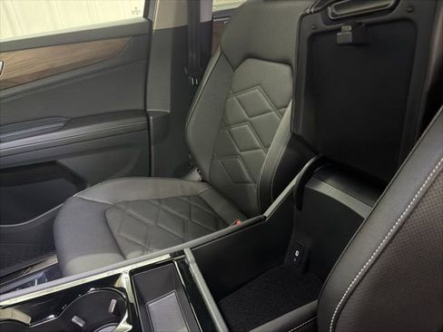 Used 2026 Volkswagen Atlas SE FWD image 37