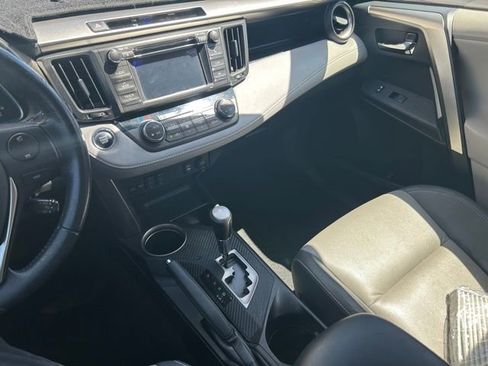 Used 2013 Toyota RAV4 Limited image 22