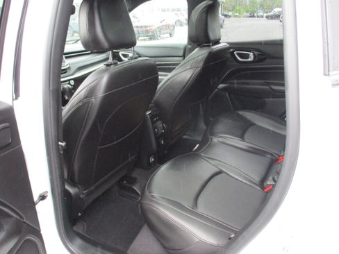 Certified 2023 Jeep Compass High Altitude AWD/4WD image 13
