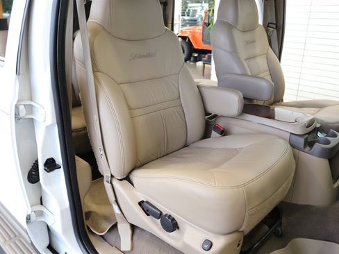 Used 2000 Ford Excursion Limited AWD/4WD image 17