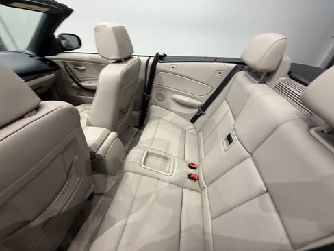 Used 2013 BMW 128i Convertible RWD image 31