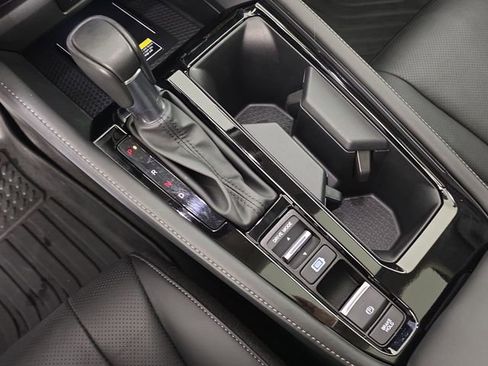 Used 2024 Honda Accord Touring image 31