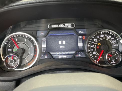 Used 2023 RAM 2500 Laramie AWD/4WD image 31