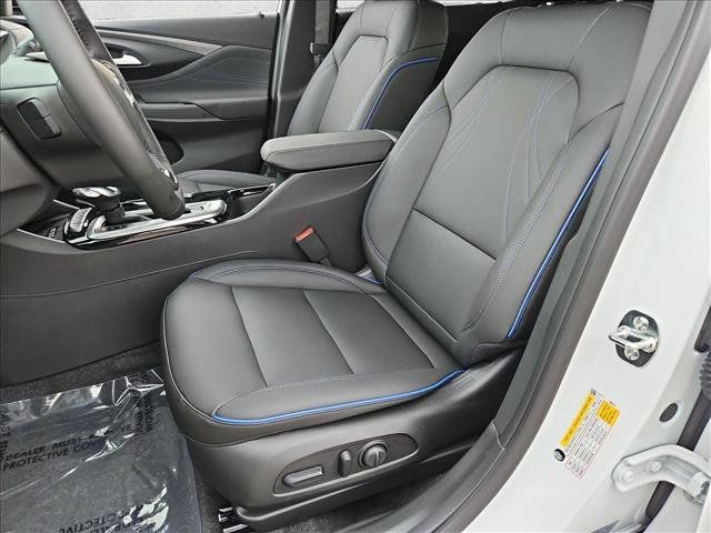 New 2026 Buick Envista Sport Touring w/ Convenience I Package FWD image 4