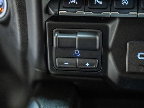 Used 2019 GMC Sierra 1500 Denali w/ Denali Ultimate Package AWD/4WD image 36