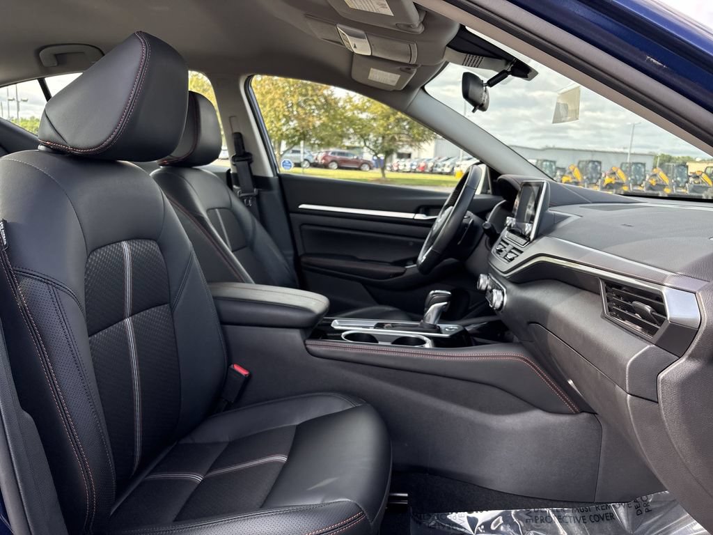 Certified 2024 Nissan Altima 2.5 SR AWD/4WD image 19
