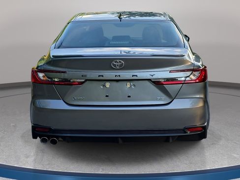 Used 2025 Toyota Camry SE w/ Convenience Package FWD image 6