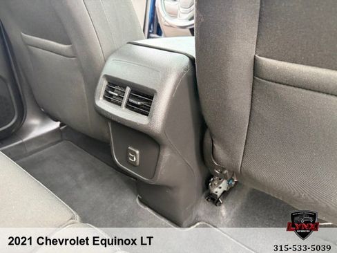 Used 2021 Chevrolet Equinox LT image 42