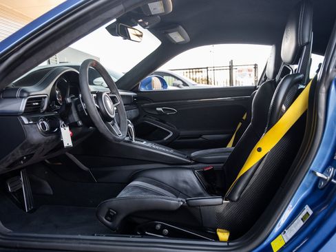 Certified 2018 Porsche 911 GT3 image 30