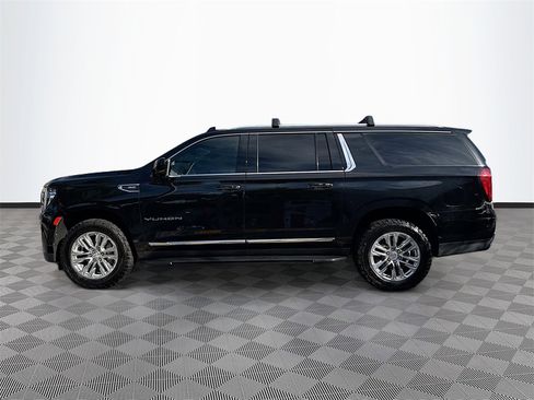 Used 2022 GMC Yukon XL SLT image 9