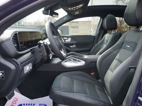 New 2026 Mercedes-Benz GLE 53 AMG 4MATIC Coupe image 9