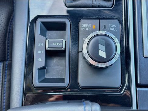 Used 2023 Toyota Sequoia Platinum AWD/4WD image 32