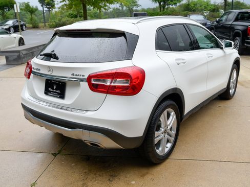 Used 2019 Mercedes-Benz GLA 250 4MATIC image 5