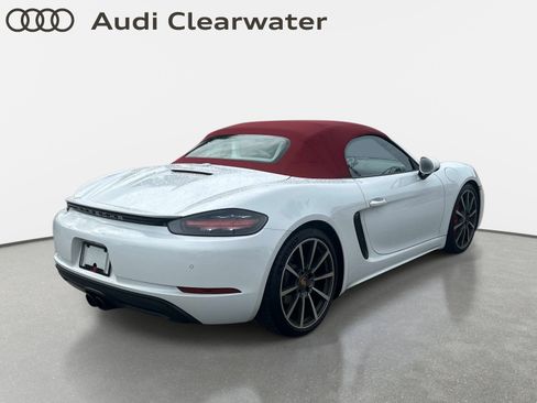 Used 2017 Porsche 718 Boxster S RWD image 3