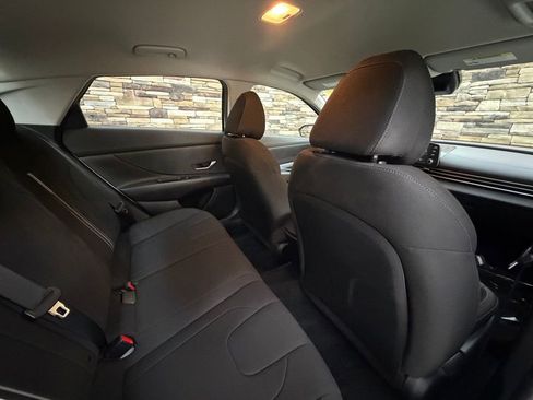 Certified 2023 Hyundai Elantra SEL image 27