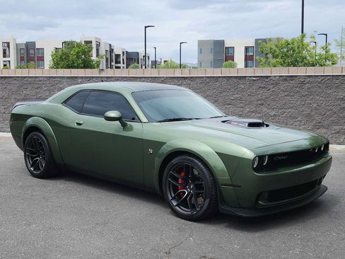 Used 2022 Dodge Challenger R/T Scat Pack RWD image 2