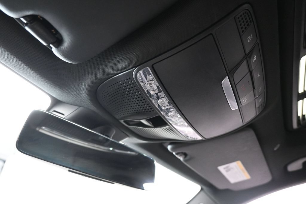Used 2021 Mercedes-Benz C 300 Sedan image 28