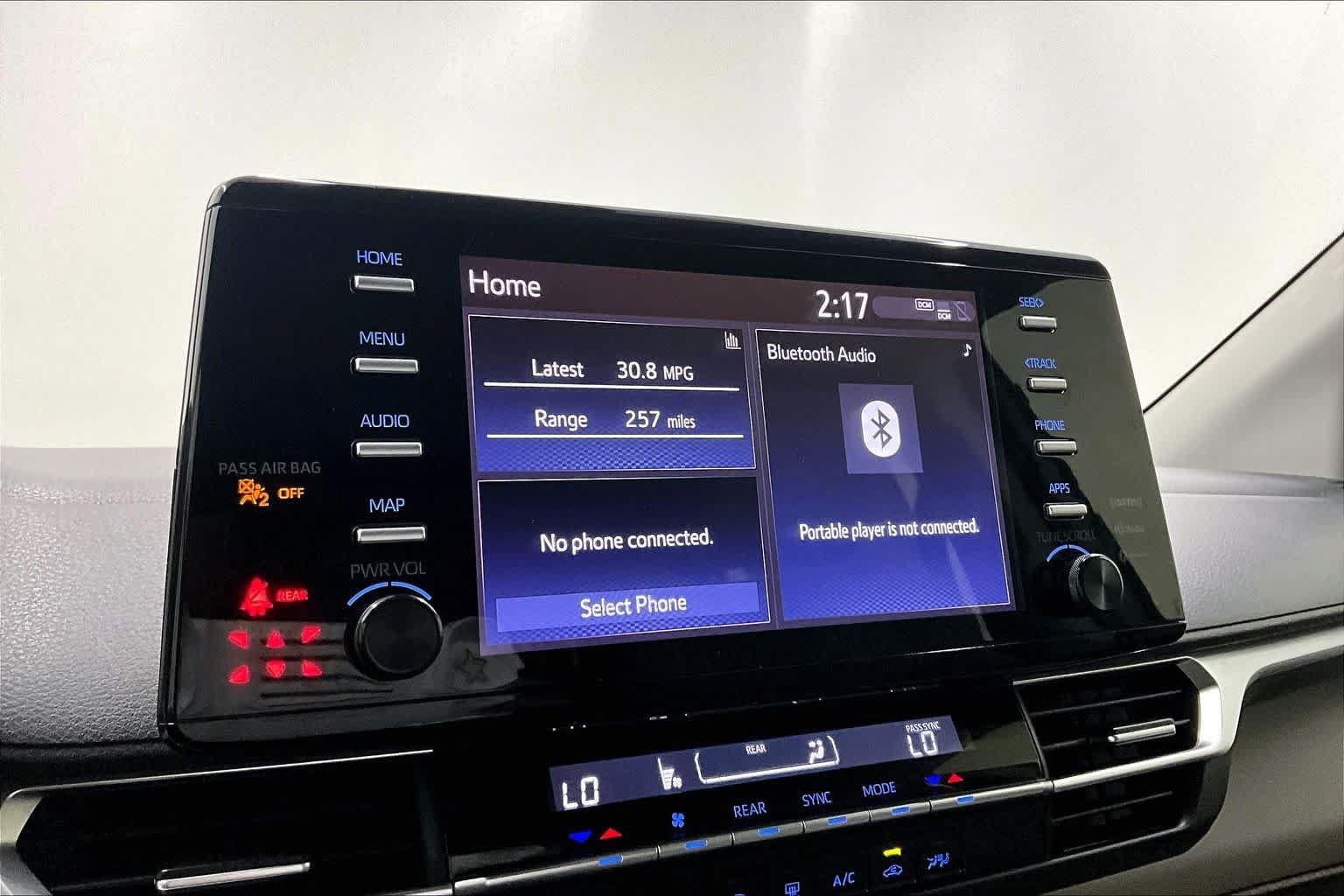 Used 2021 Toyota Sienna LE FWD image 32