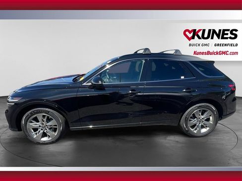 Used 2025 Genesis GV70 3.5T Sport AWD/4WD image 8